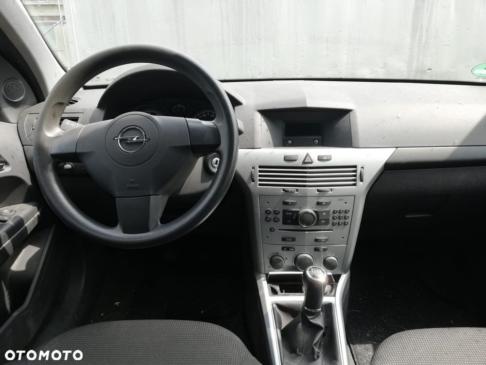 Opel Astra 1.4 NJoy - 10