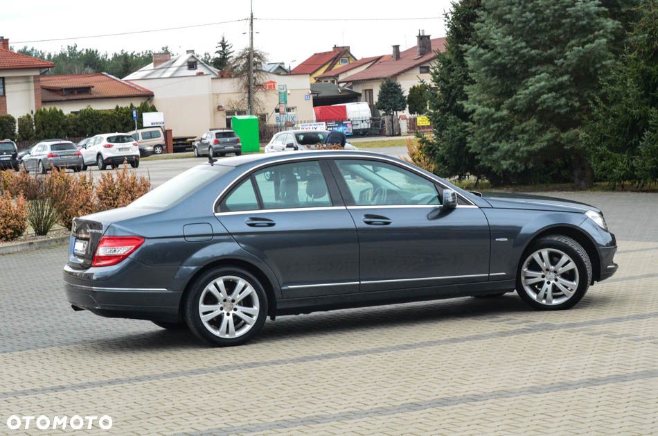 Mercedes-Benz Klasa C 180 Kompressor Elegance - 17