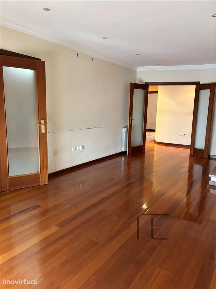 Apartamento T3 + 1 em Santo Ovídio, Porto, Vila Nova de Gaia - Grande imagem: 3/27