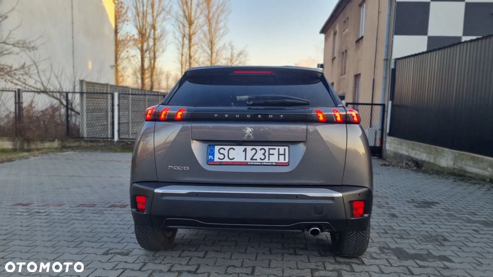 Peugeot 2008 1.5 BlueHDi Allure S&S EAT8 - 6