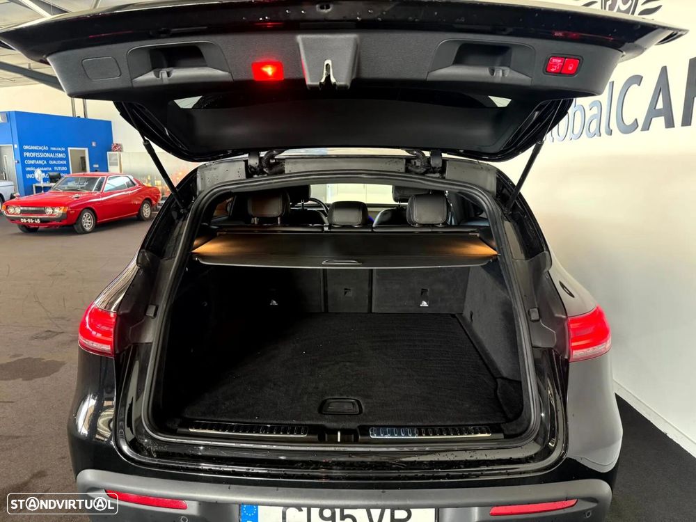 Mercedes-Benz EQC 400 4Matic - 11