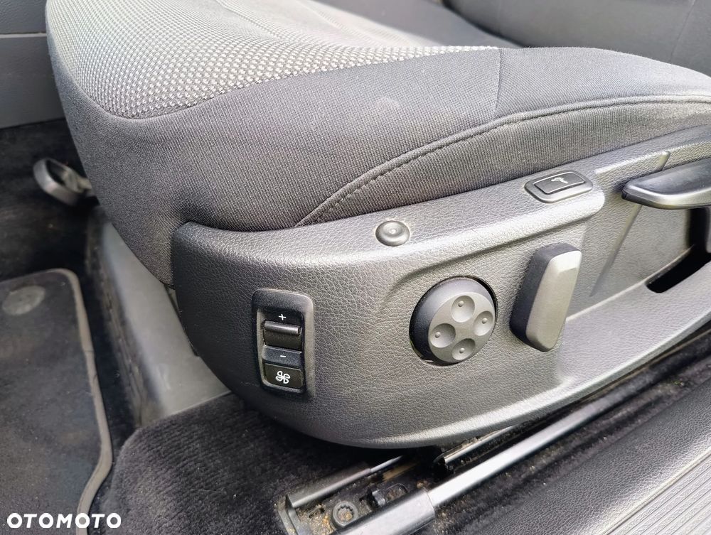 Volkswagen Passat 1.4 TSI Exclusive - 17