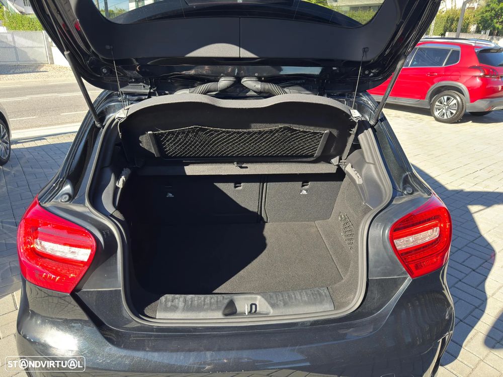 Mercedes-Benz A 220 d AMG Line Aut. - 12