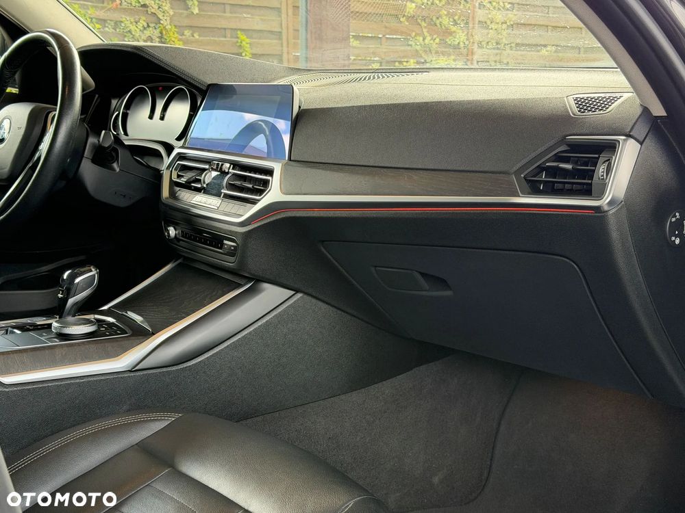 BMW Seria 3 320d - 7