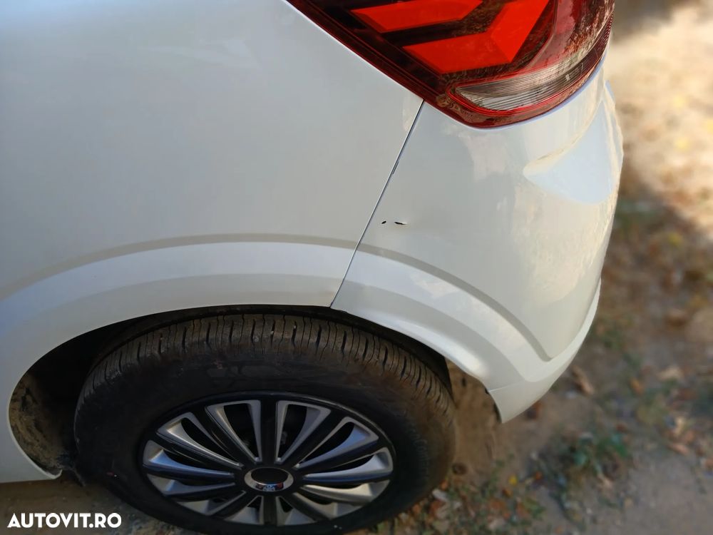 Dacia Sandero TCe 90 MT5 City - 10
