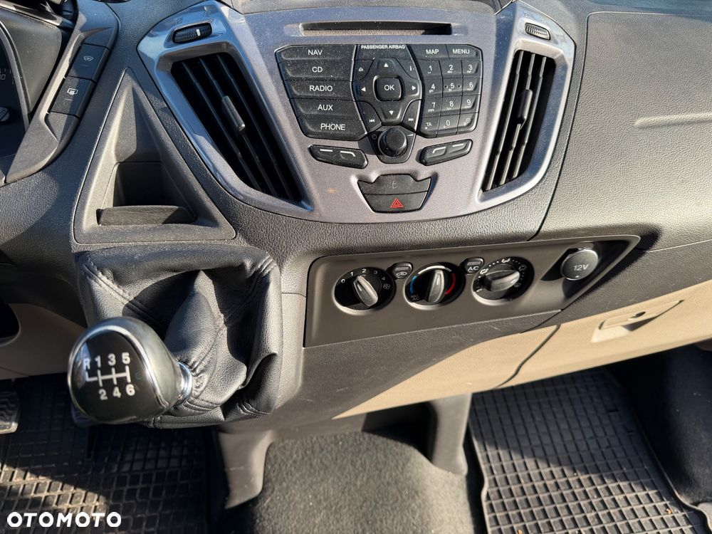 Ford Tourneo Custom 2.0 TDCi L1 Sport - 13