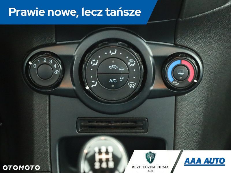 Ford Fiesta - 12