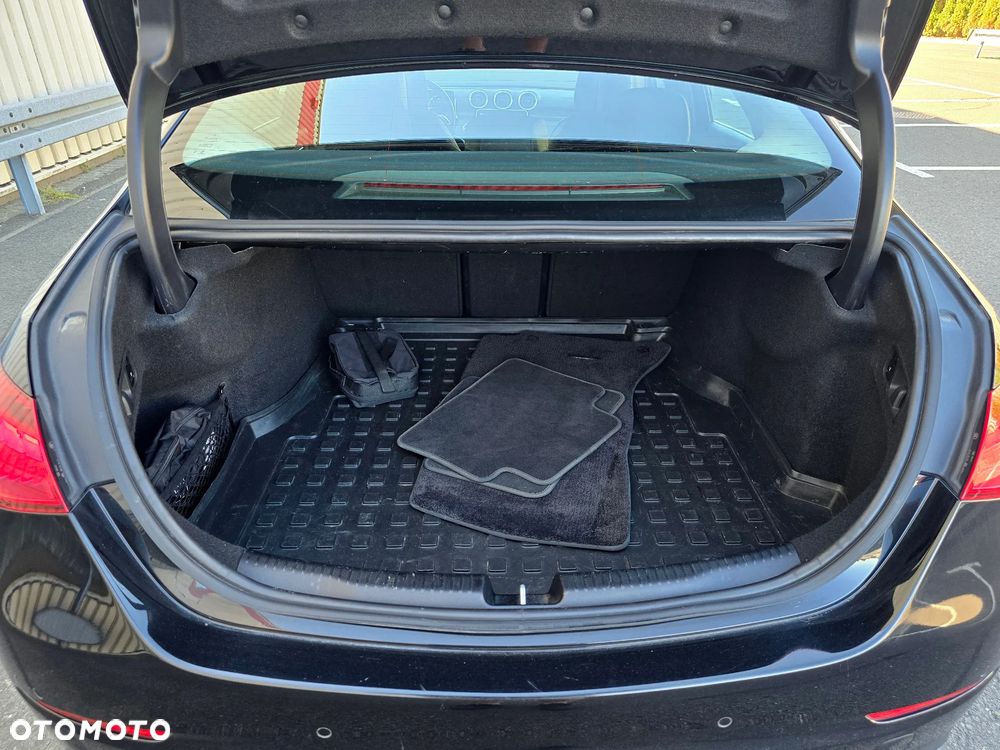 Mercedes-Benz Klasa C 220 d 9G-TRONIC - 11