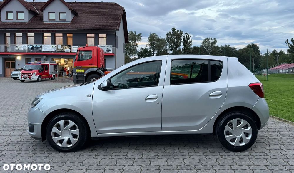 Dacia Sandero 1.5 dCi Laureate - 6