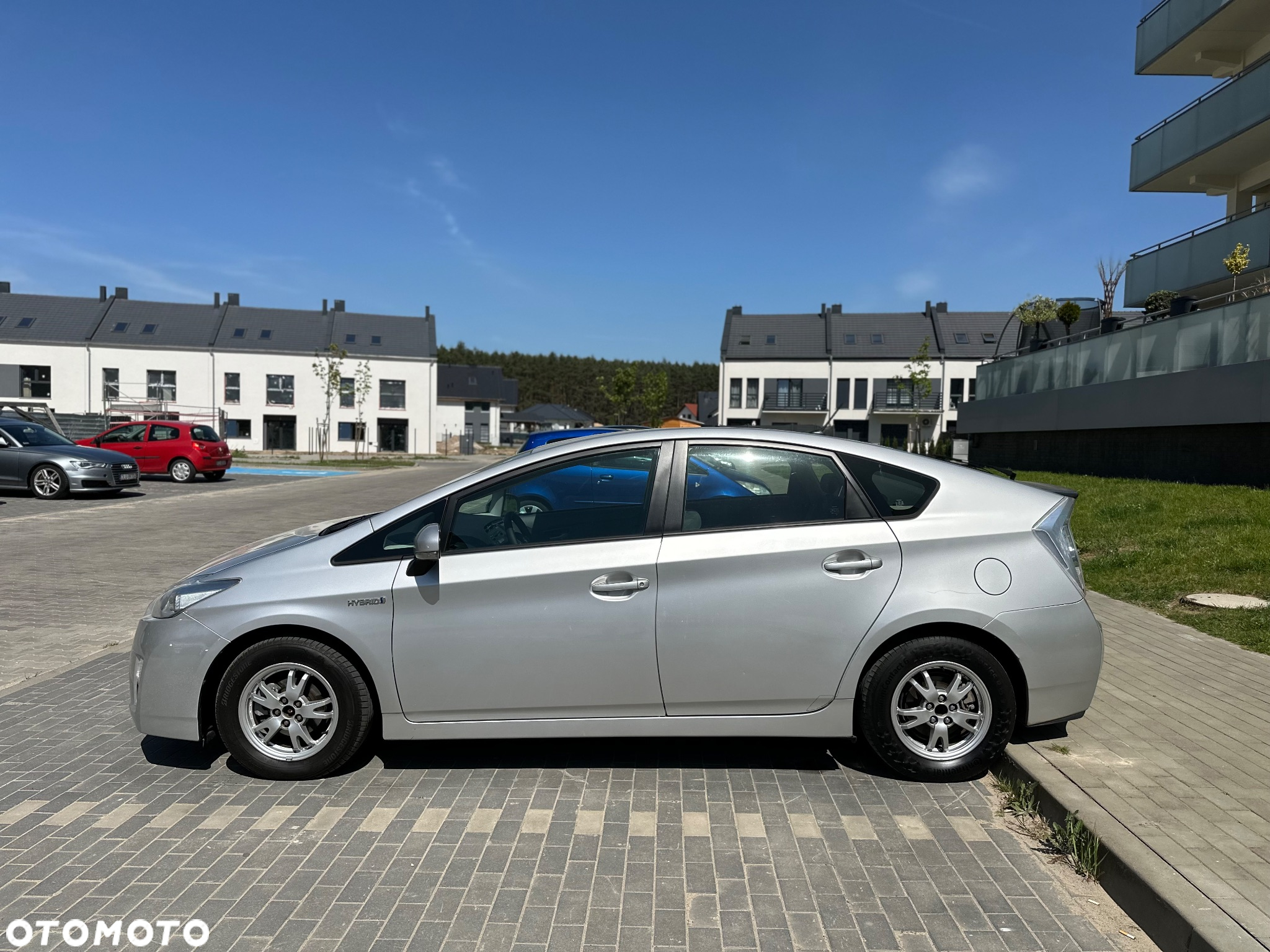 Toyota Prius (Hybrid) Comfort - 4