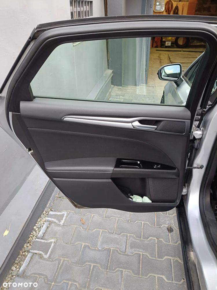 Ford Mondeo 1.5 EcoBoost Edition - 13