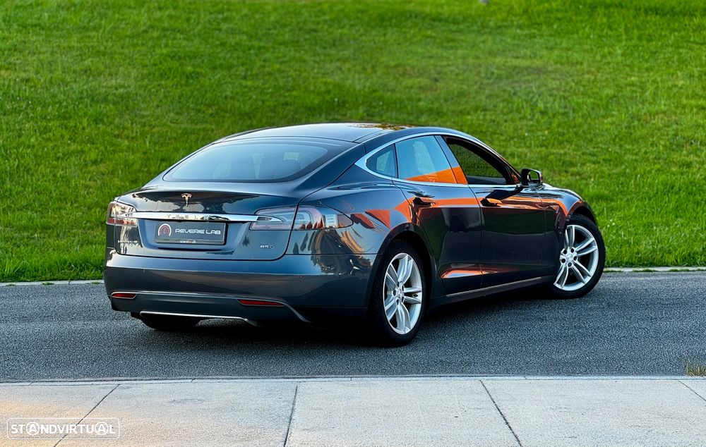 Tesla Model S 85D AWD - 5