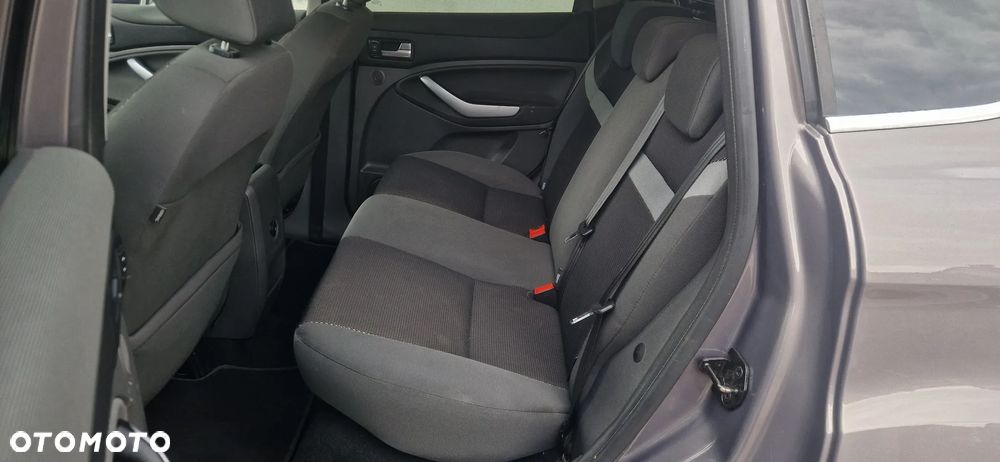 Ford Kuga 2.0 TDCi 4x4 Champions Edition - 19