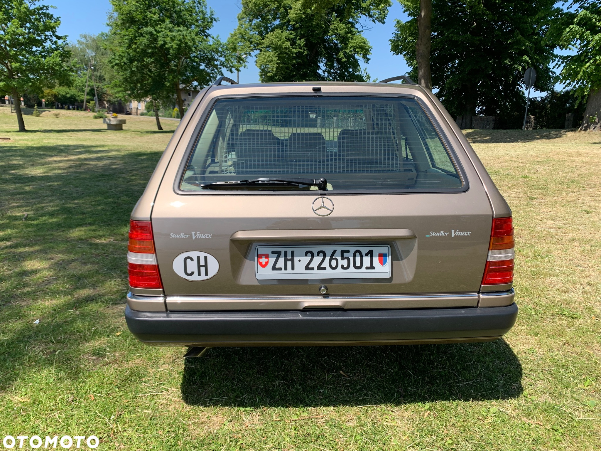 Mercedes-Benz W124 (1984-1993) - 17