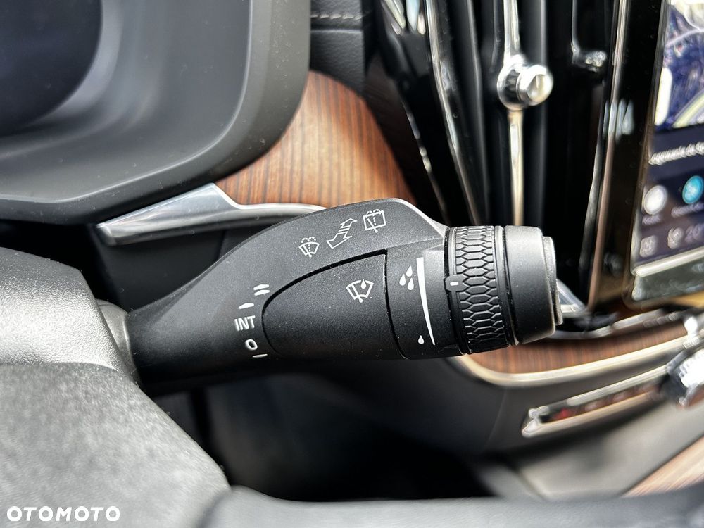 Volvo XC 60 - 19