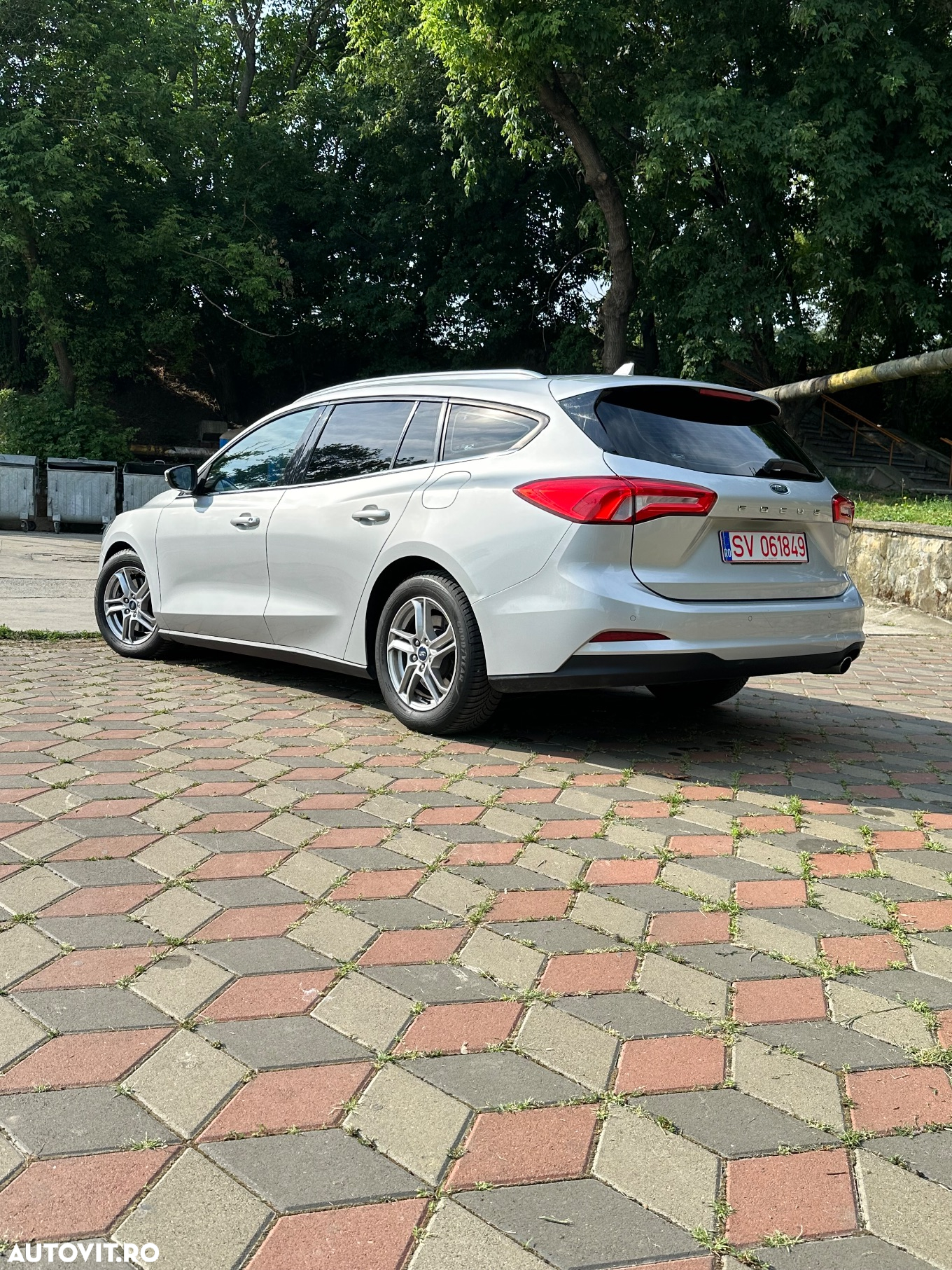Ford Focus 1.5 EcoBlue Start-Stopp-System TITANIUM DESIGN - 8
