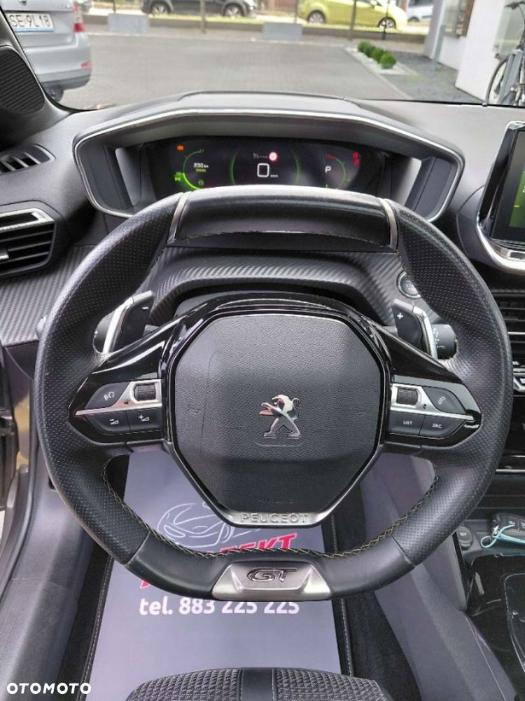 Peugeot 208 - 14