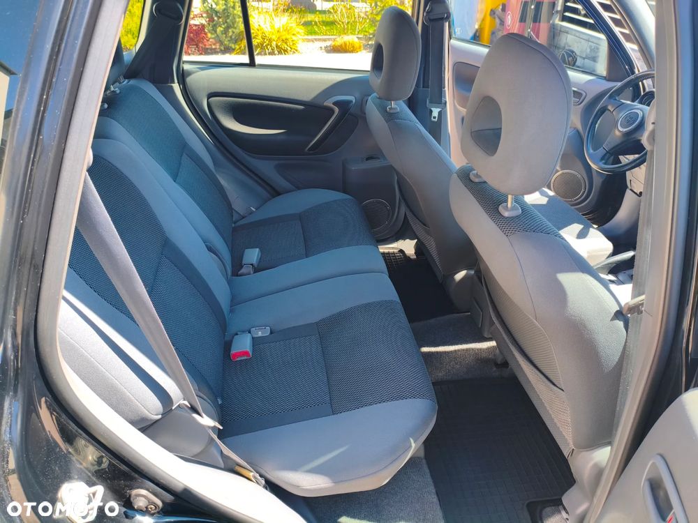 Toyota RAV4 2.0 VVT-i Sol - 6