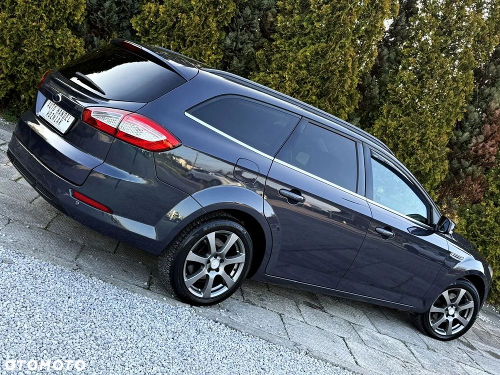 Ford Mondeo - 12