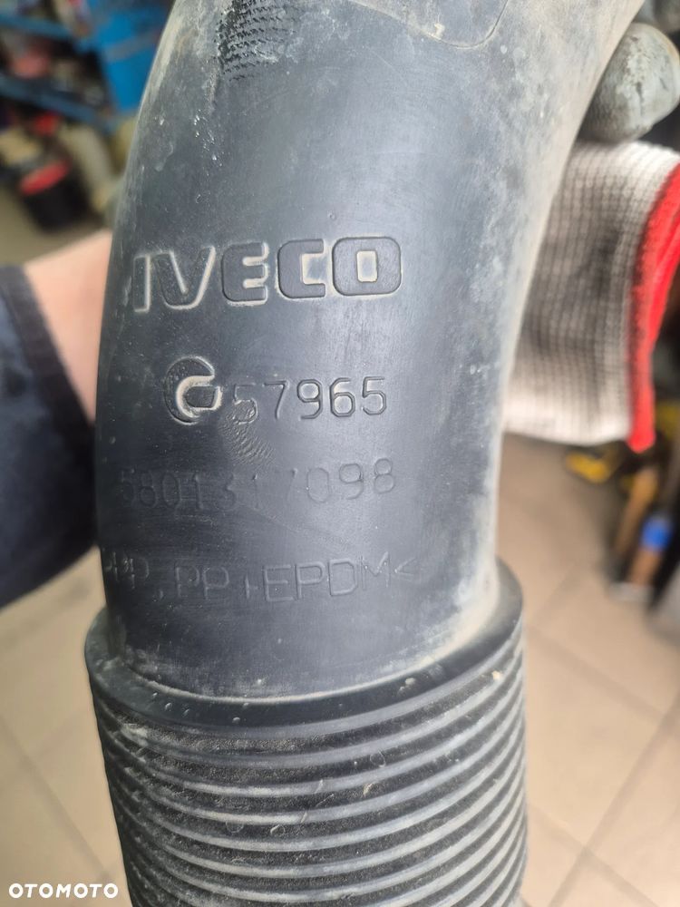 PRZEWÓD POWIETRZA TURBO IVECO DAILY III IV 2.3 EURO 5 LIFT  11-14r. - 4