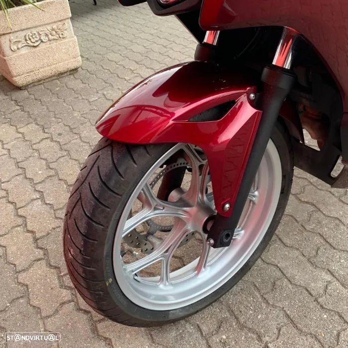 Honda Integra 700 - 6