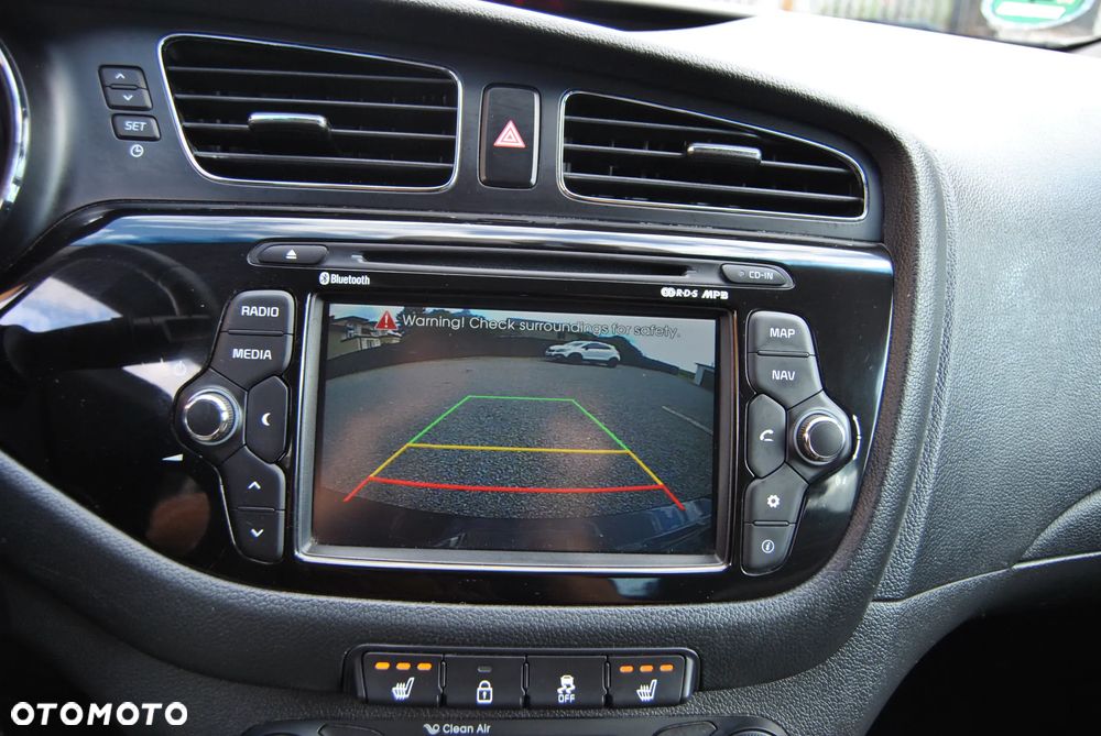 Kia Ceed 1.6 GDI Platinum Edition - 21