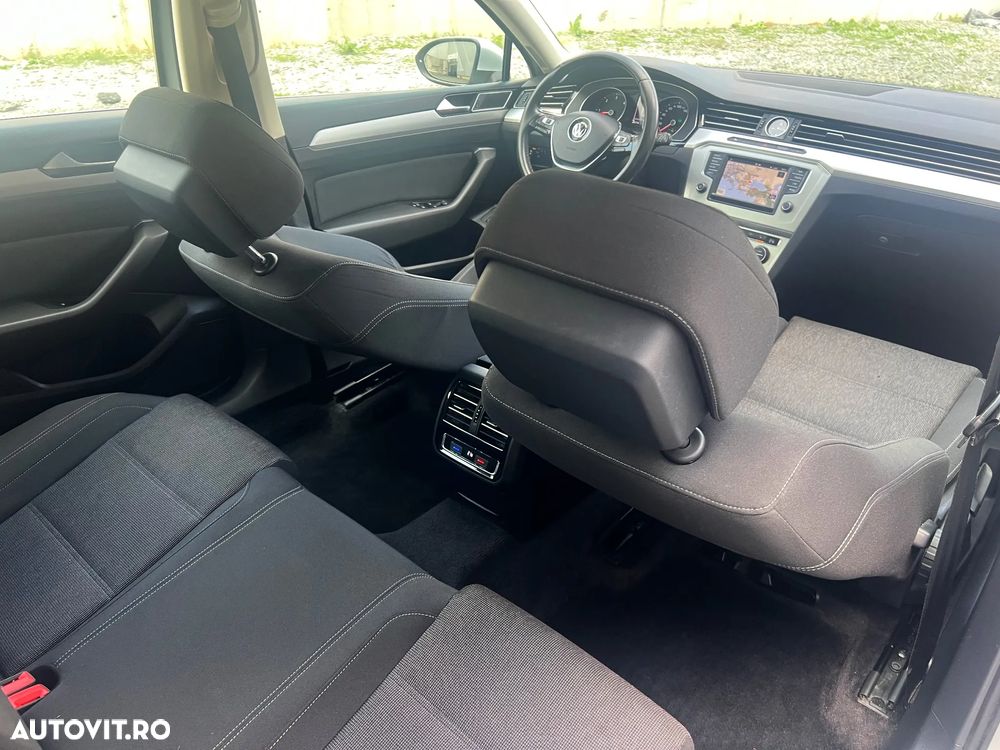 Volkswagen Passat Variant 2.0 TDI DSG (BlueMotion Technology) Highline - 21