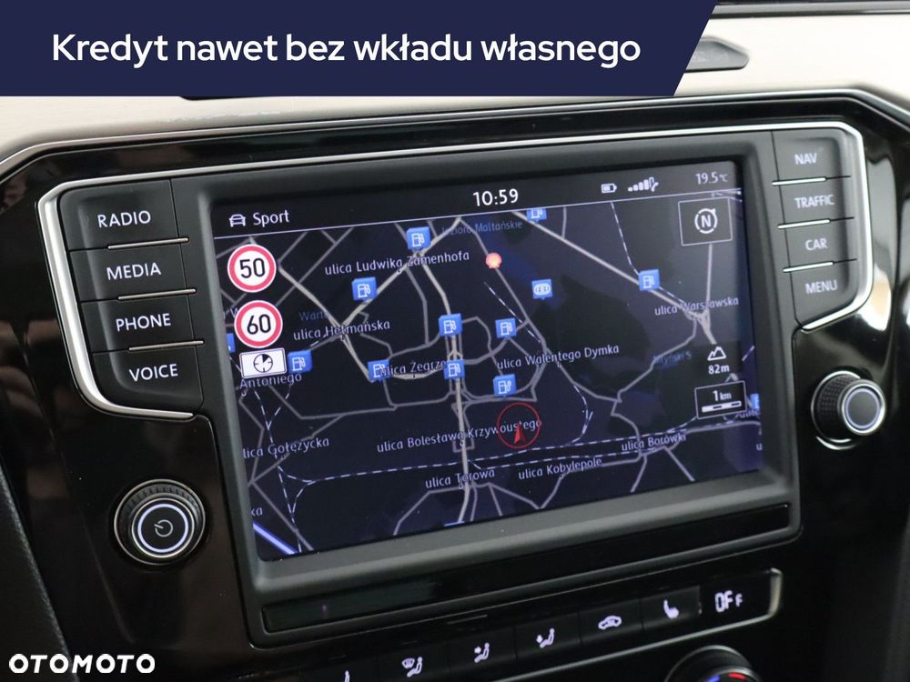 Volkswagen Passat - 15