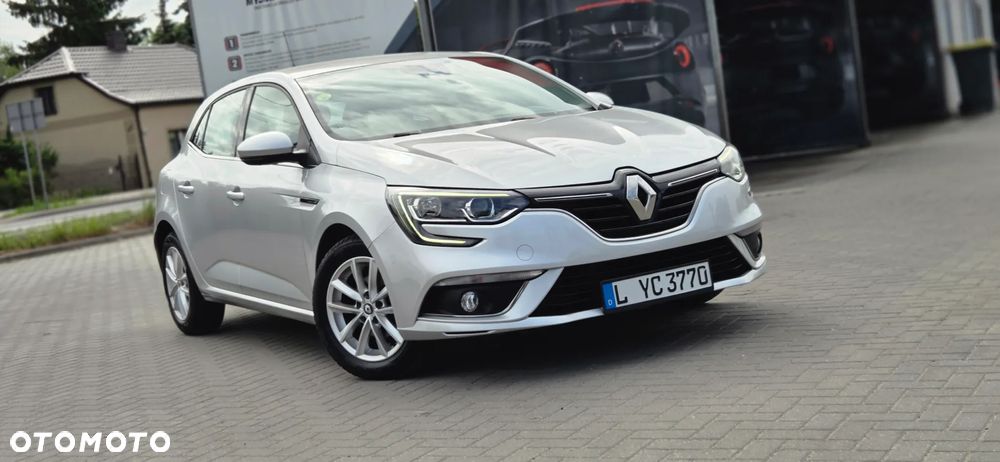 Renault Megane BLUE dCi 115 EDC INTENS - 22