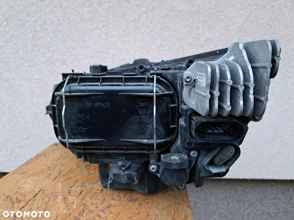 SEAT LEON III 5F lampa prawa przód full led - 5