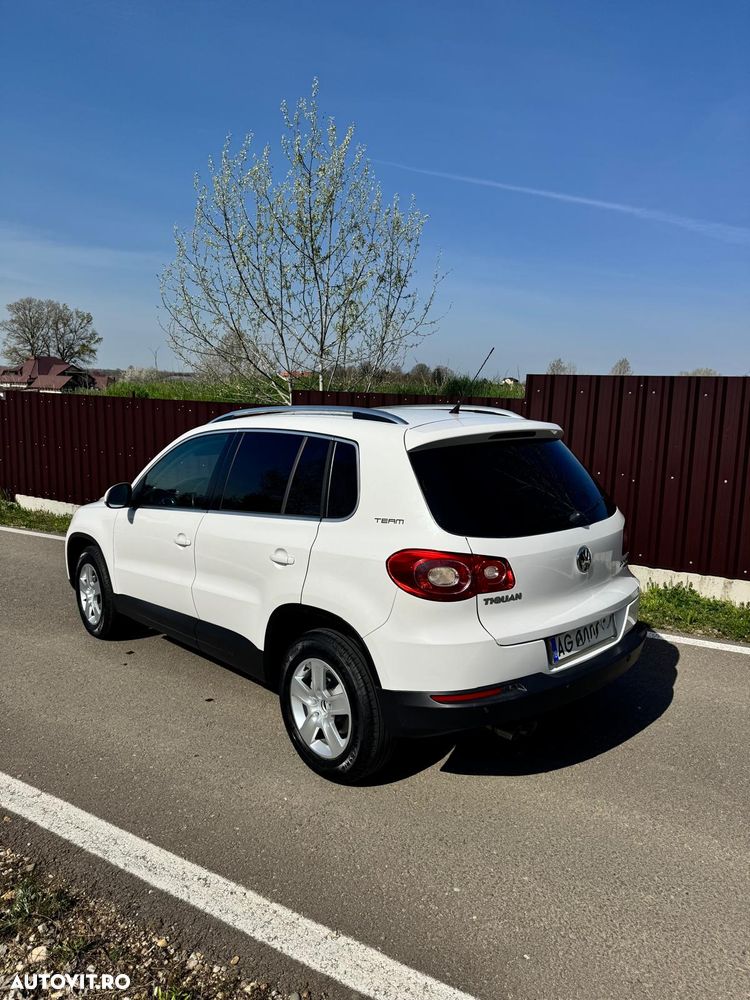 Volkswagen Tiguan 2.0 TDI CR DPF 4Motion DSG Sport&Style - 4