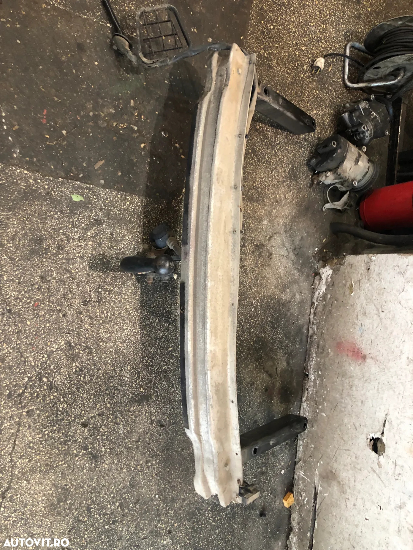 Carlig cui tractare Audi A4 B7 break 2006 - 3