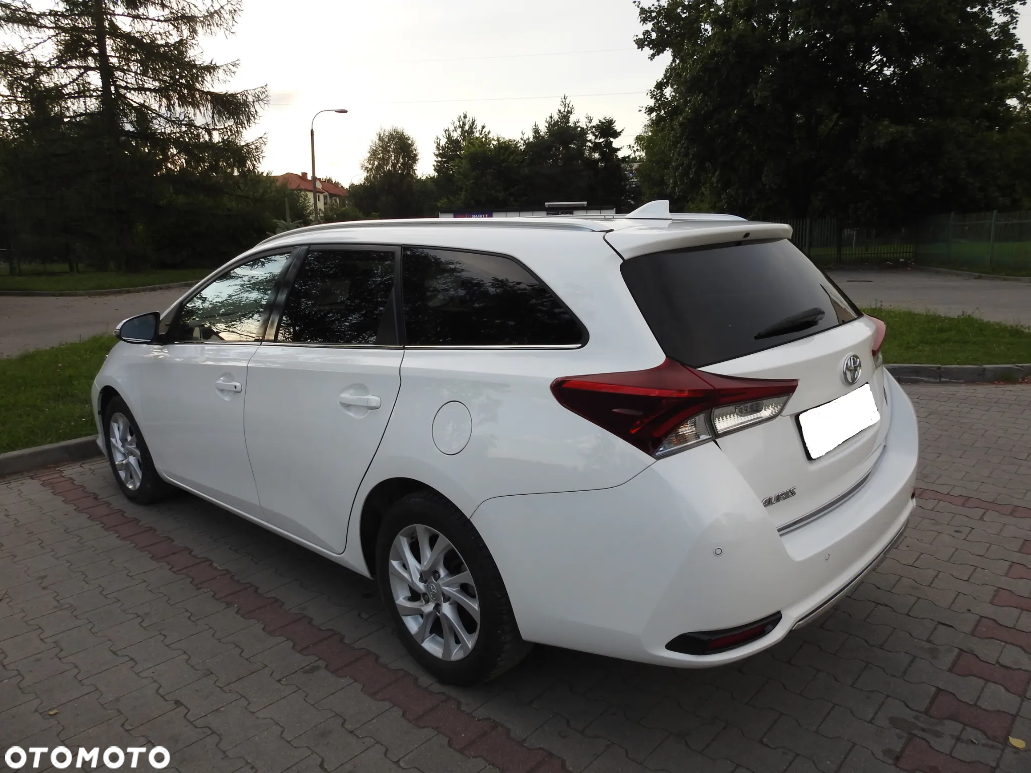 Toyota Auris 1.2 T Premium - 17