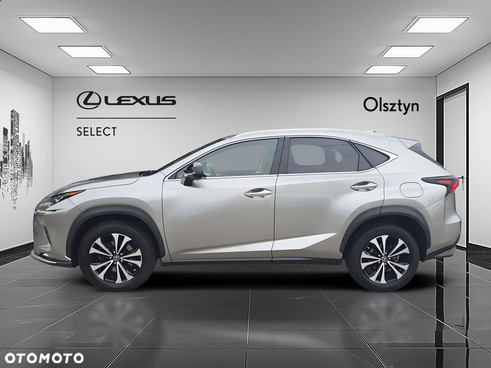 Lexus NX 300 F Impression AWD - 2