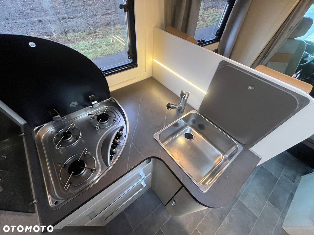 Renault MASTER AHORN CANADA AE 2024r - 9