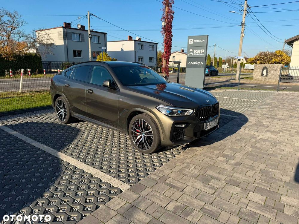 BMW X6M - 8