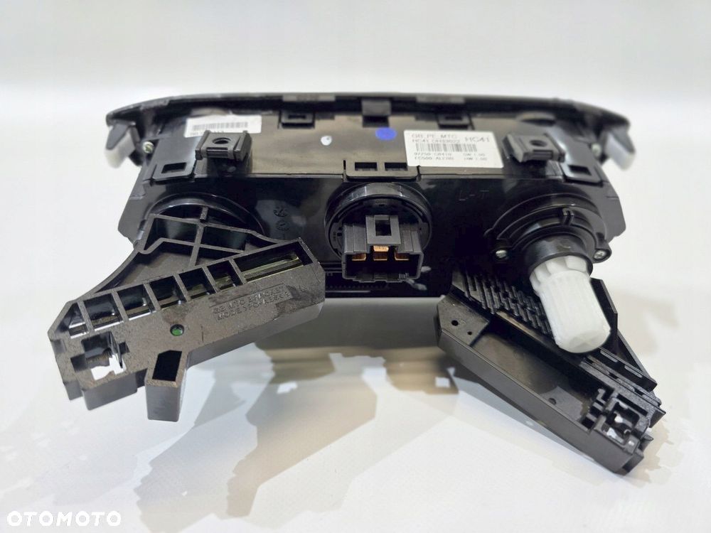 panel klimatyzacji nawiewu hyundai i20 ii 19r 97250-c8410 - 3