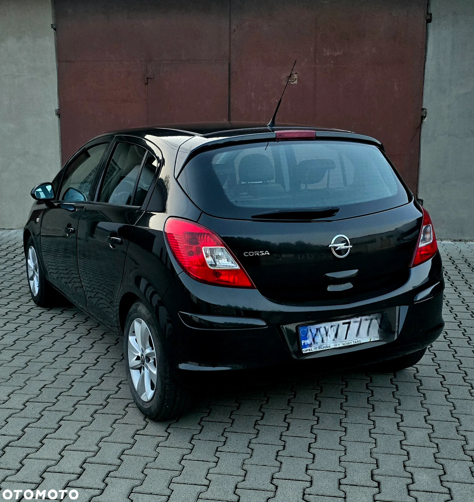 Opel Corsa 1.2 16V Edition / Active - 19