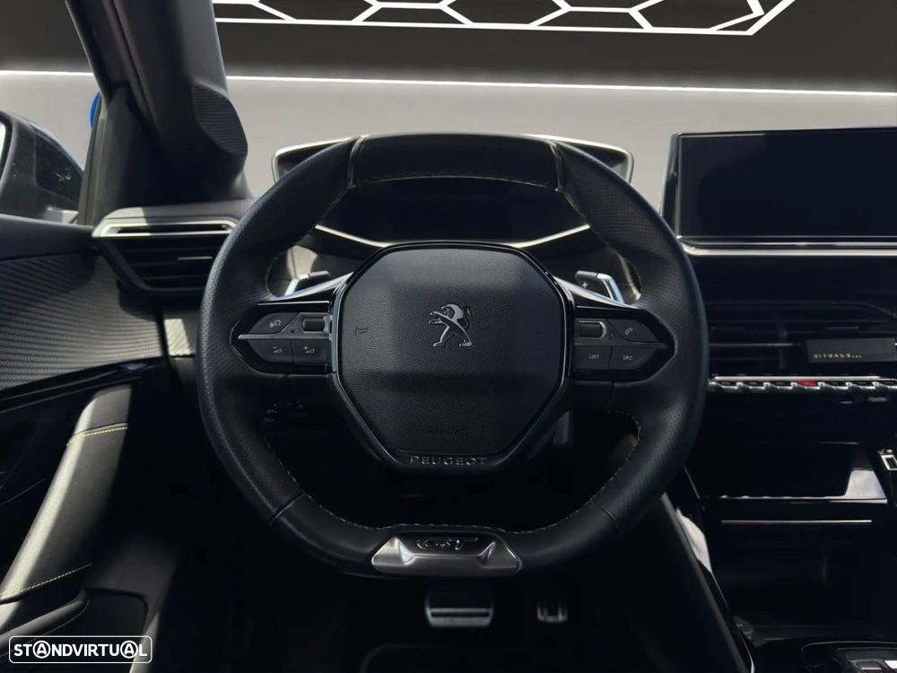Peugeot 208 1.2 PureTech GT EAT8 - 11