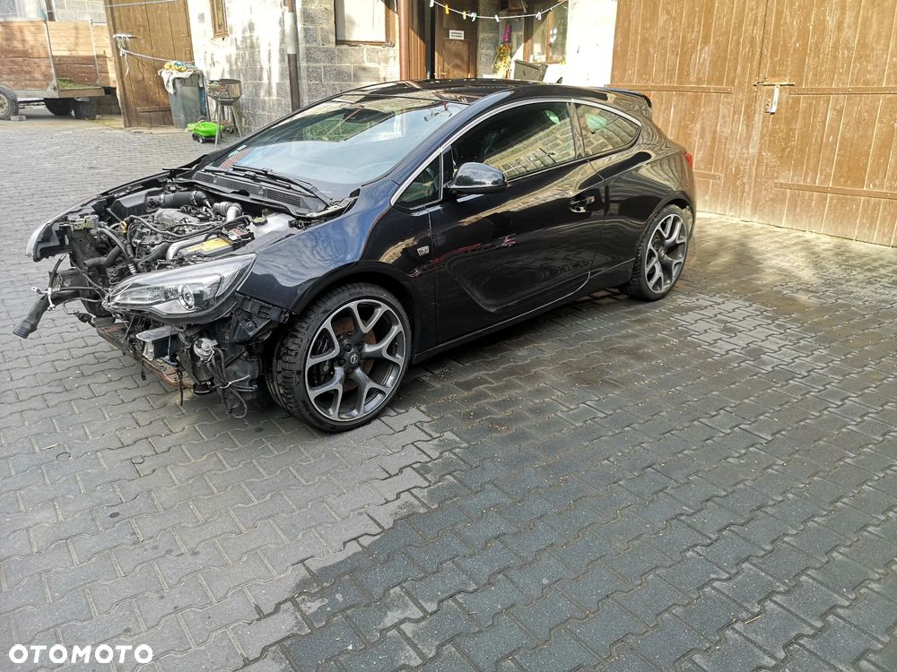 Opel Astra OPC - 2
