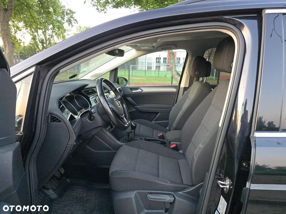 Volkswagen Touran 1.6 TDI BMT SCR Comfortline - 8
