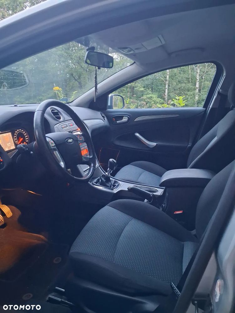 Ford Mondeo - 6