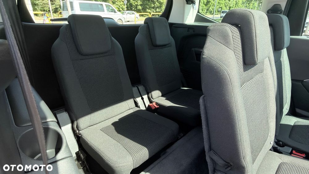 Peugeot 5008 2.0 HDi Business Line 7os - 22