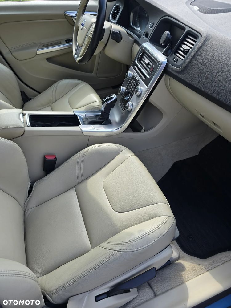 Volvo S60 T5 Drive-E R-Design Momentum - 33