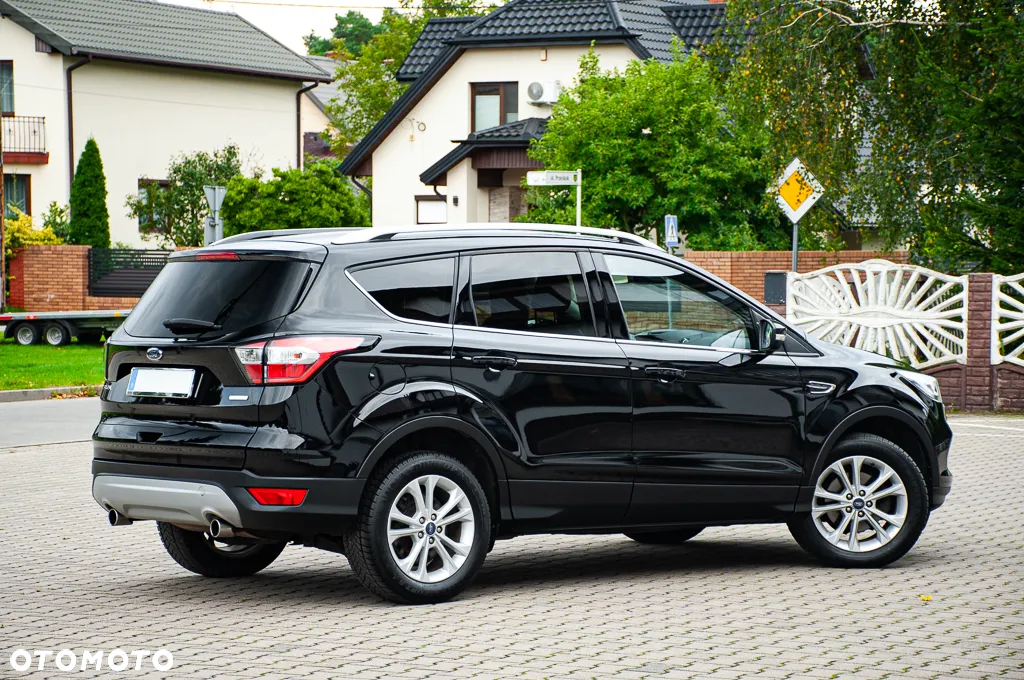 Ford Kuga 1.5 EcoBoost TITANIUM - 36