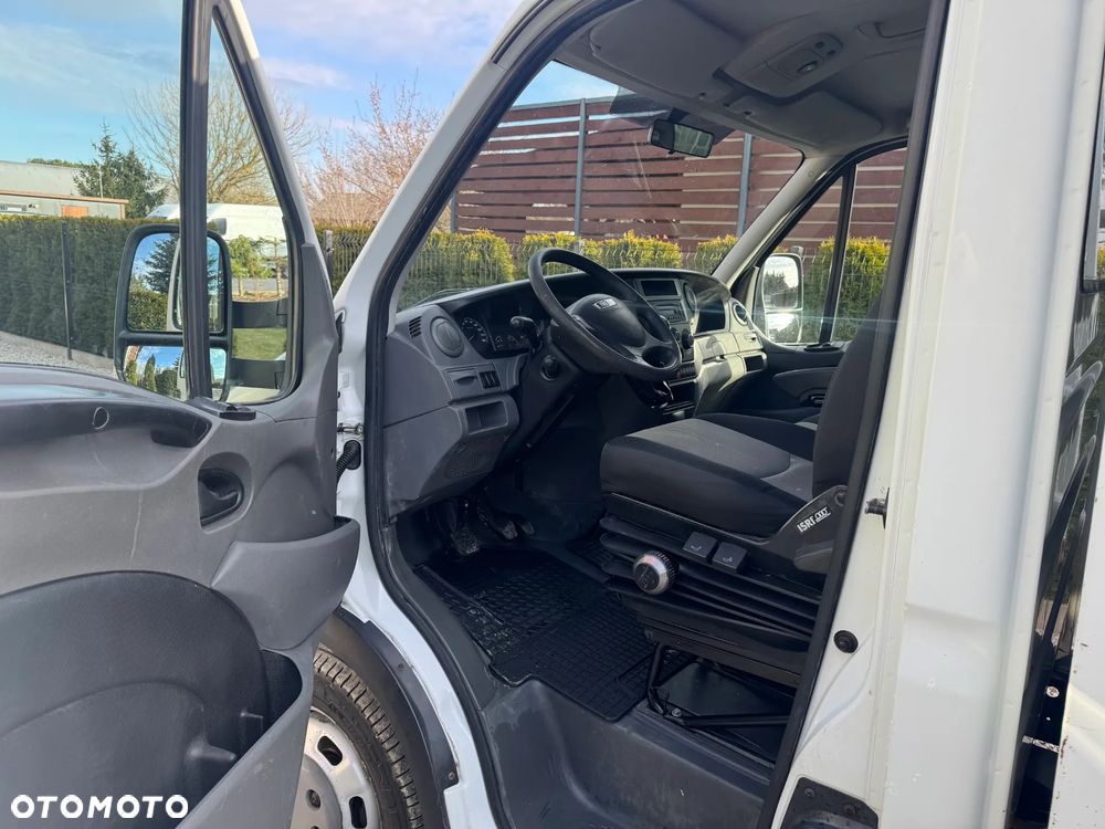 Iveco Daily 35C13**Bliźniak**Skrzynia**Sprowadzony - 7