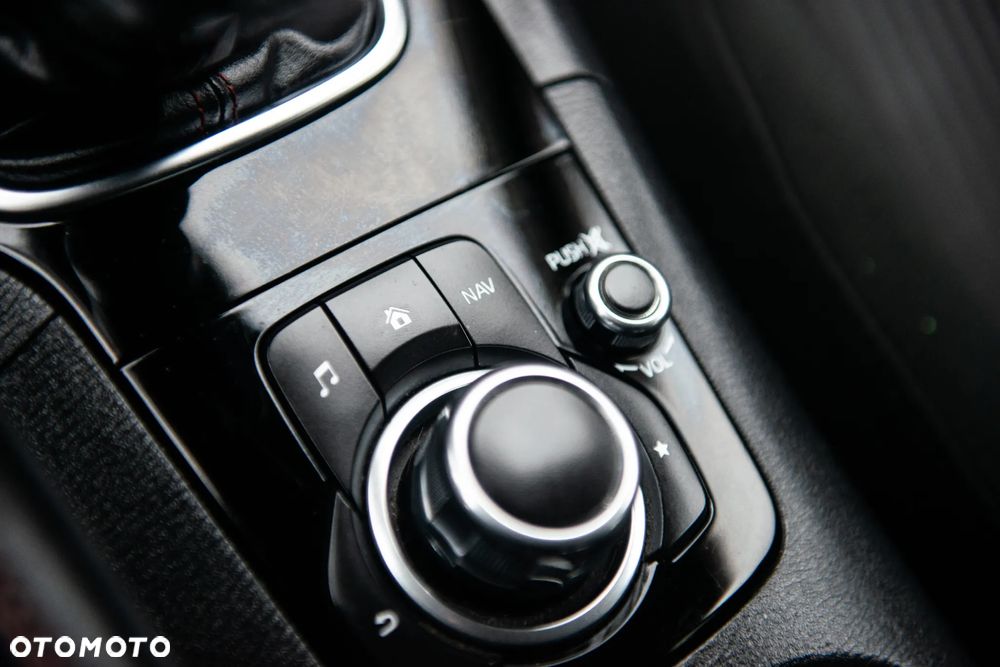 Mazda 3 SKYACTIV-G 120 Exclusive-Line - 37