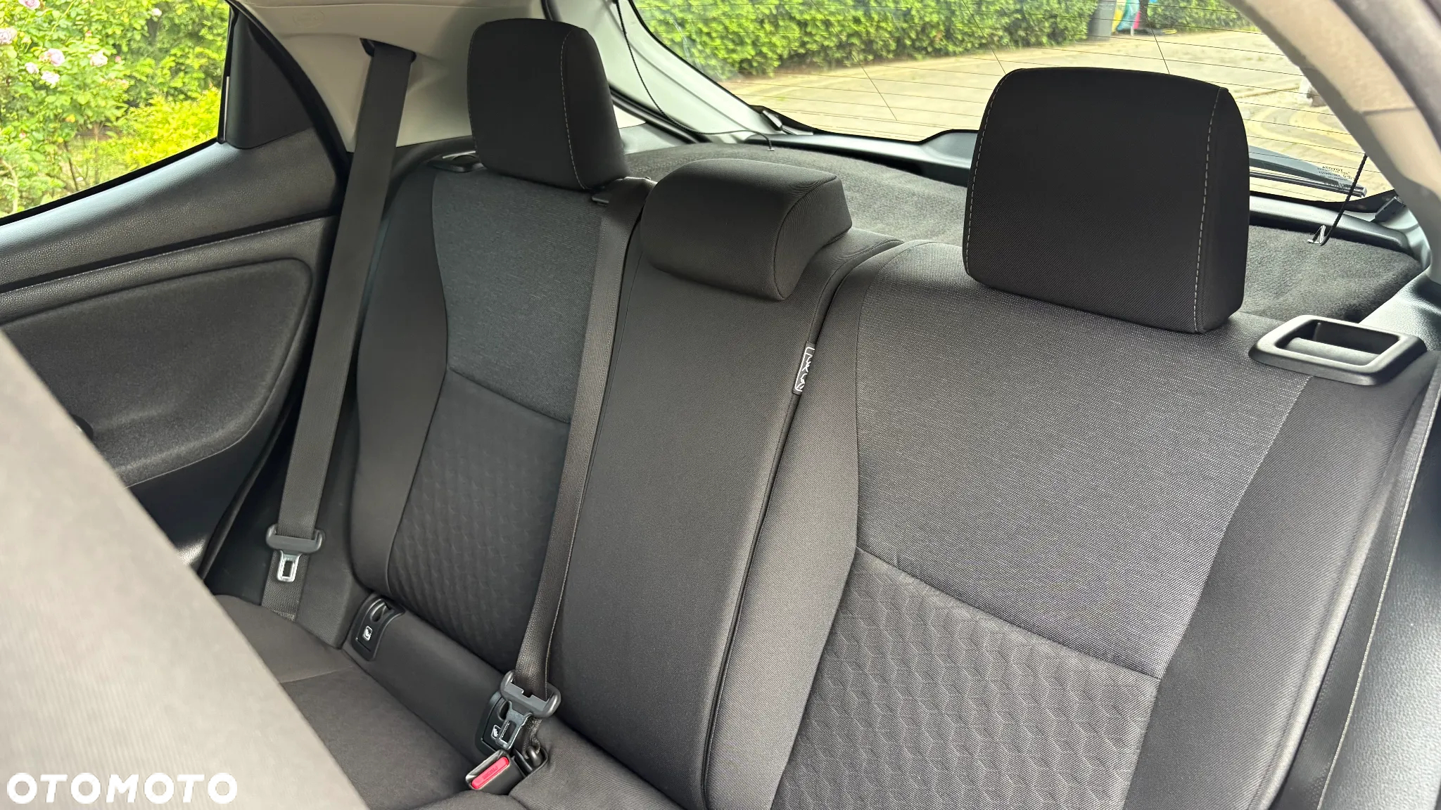 Toyota Yaris Hybrid 1.5 Comfort - 31