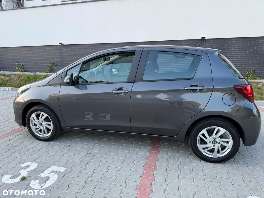 Toyota Yaris 1.33 Premium - 14