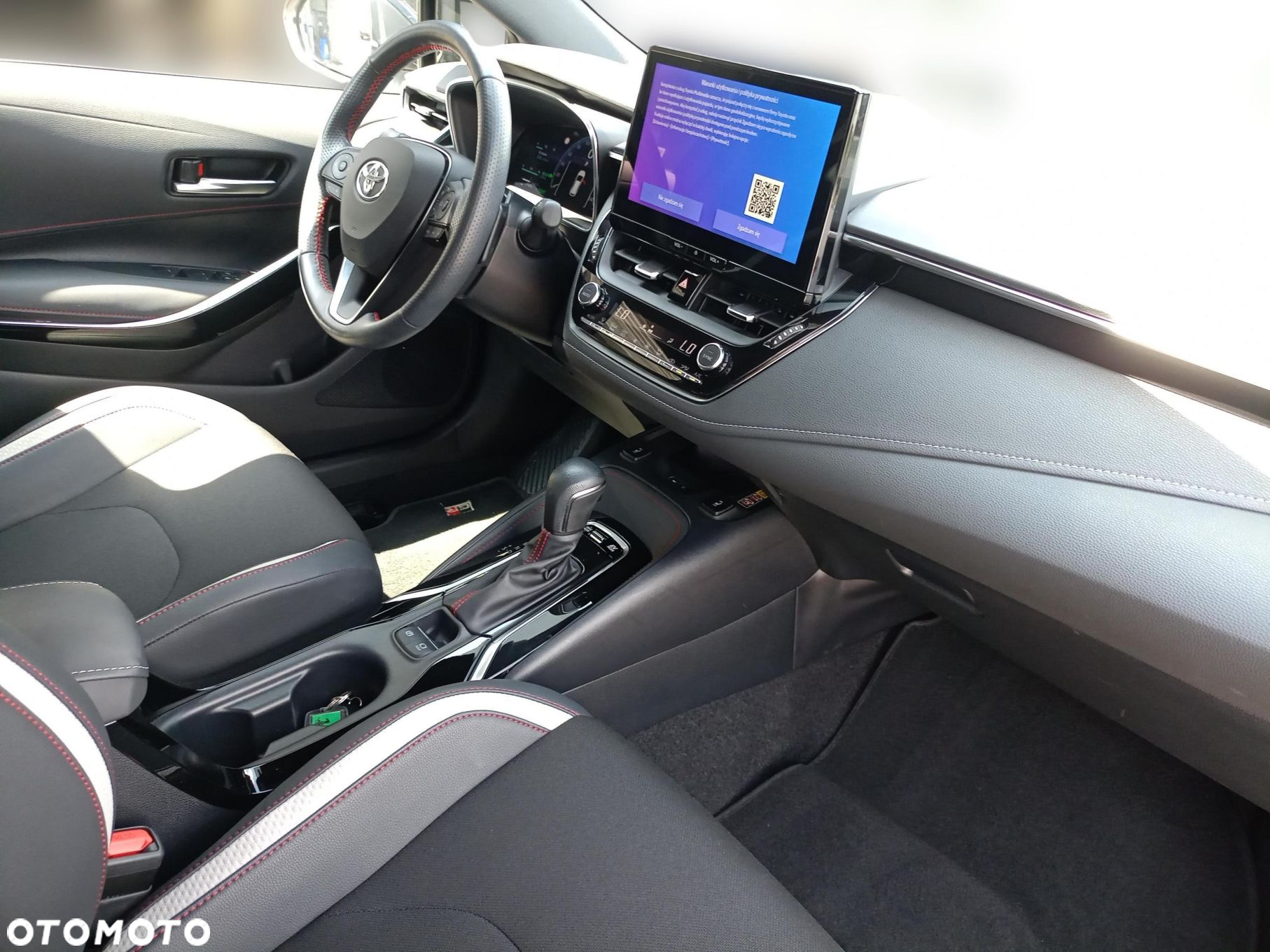 Toyota Corolla 2.0 Hybrid GR Sport - 11